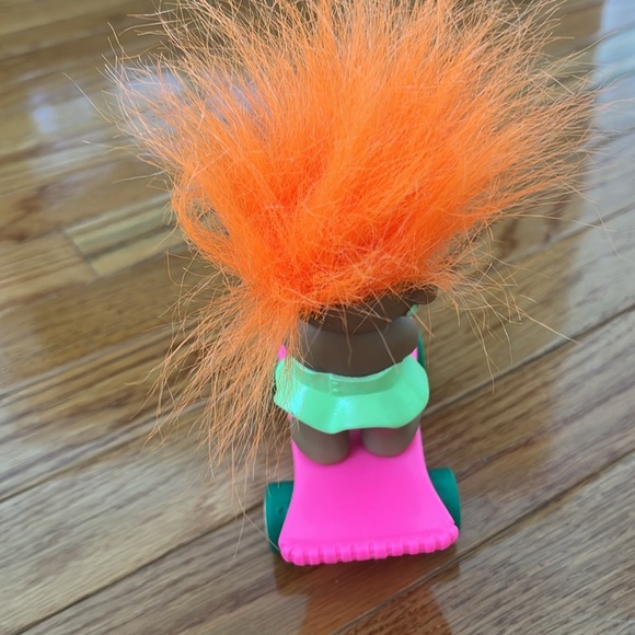 Vintage 1990s Orange Haired Singing Troll Doll on Skateboard - Picture 8 of 12